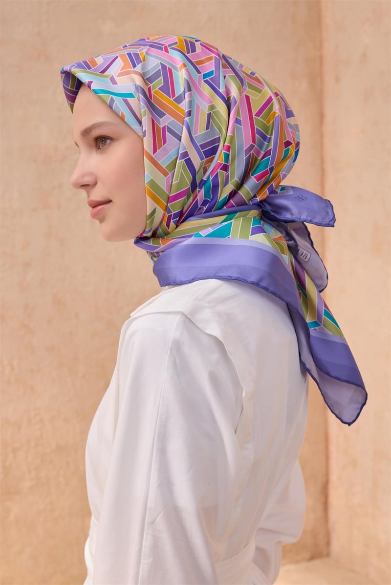 {URUNSEO_TITLE} | BELLI | BELLİ İPEK EŞARP | BELLİ GEOMETRIK DESEN İPEK EŞARP 4119D TWILL - 84