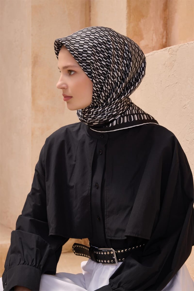 {URUNSEO_TITLE} | BELLI | BELLİ İPEK EŞARP | BELLİ GEOMETRIK DESEN İPEK EŞARP 4124D TWILL - 86