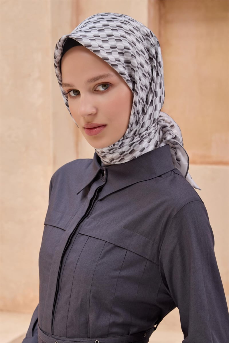 {URUNSEO_TITLE} | BELLI | BELLİ İPEK EŞARP | BELLİ GEOMETRIK DESEN İPEK EŞARP 4124D TWILL - 86