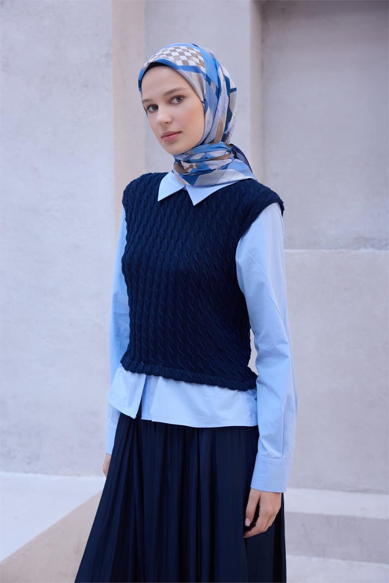 {URUNSEO_TITLE} | BELLI | POLYESTER EŞARP | BELLİ GEOMETRİK DESEN NOVA LACİVERT EŞARP 1010