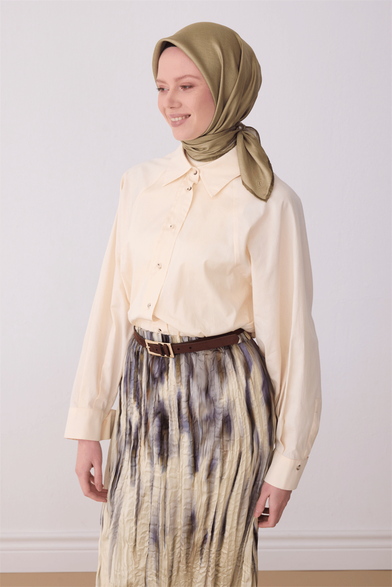 Belli Haki Klasik Desen %100 Twill İpek Eşarp 4305-80