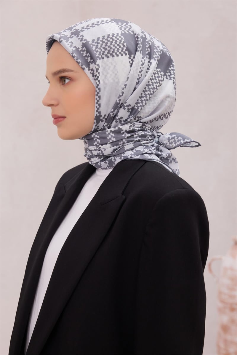{URUNSEO_TITLE} | BELLI | POLYESTER EŞARP | BELLİ KAZAYAĞI DESENİ NOVA GRİ EŞARP 1000