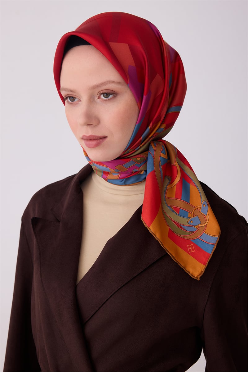 Belli Kırmızı Obje Desen %100 Twill İpek Eşarp 4300-80