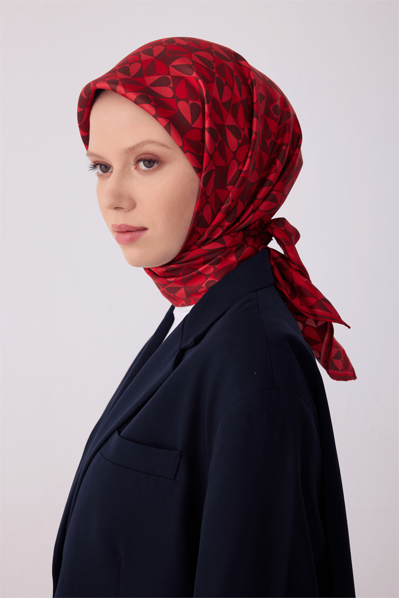 Belli Kırmızı Obje Desen %100 Twill İpek Eşarp 4322-84