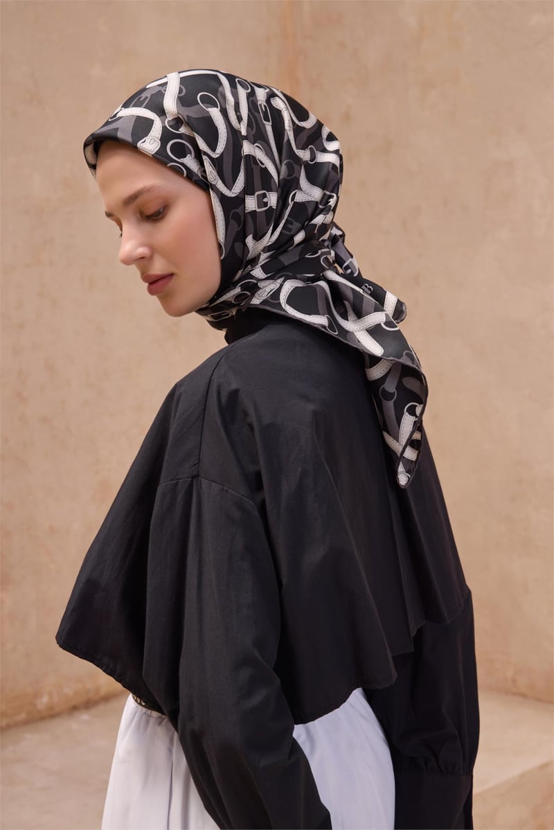 {URUNSEO_TITLE} | BELLI | BELLİ İPEK EŞARP | BELLİ KLASIK DESEN İPEK EŞARP 4125D TWILL - 86