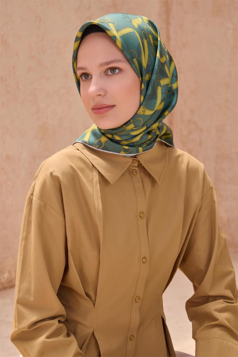 {URUNSEO_TITLE} | BELLI | BELLİ İPEK EŞARP | BELLİ KLASIK DESEN İPEK EŞARP 4125D TWILL - 86