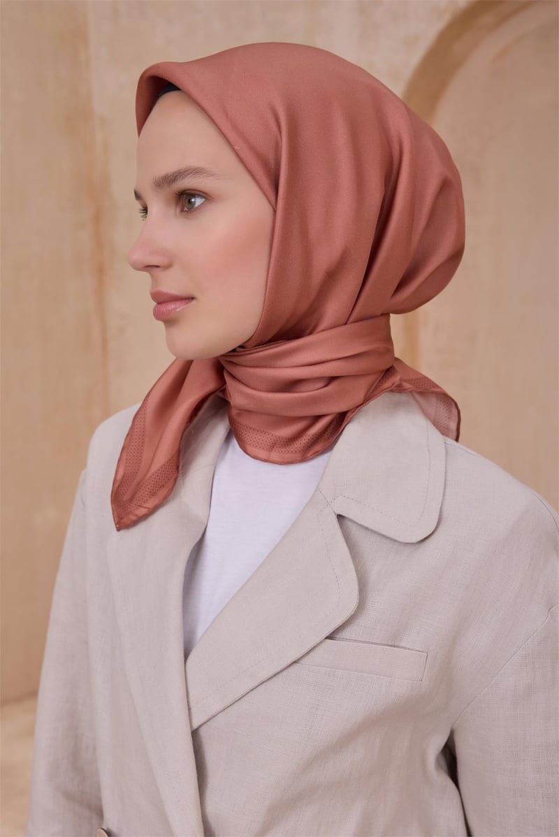 {URUNSEO_TITLE} | BELLI | BELLİ İPEK EŞARP | BELLİ KLASIK DESEN İPEK EŞARP 4129D TWILL - 89