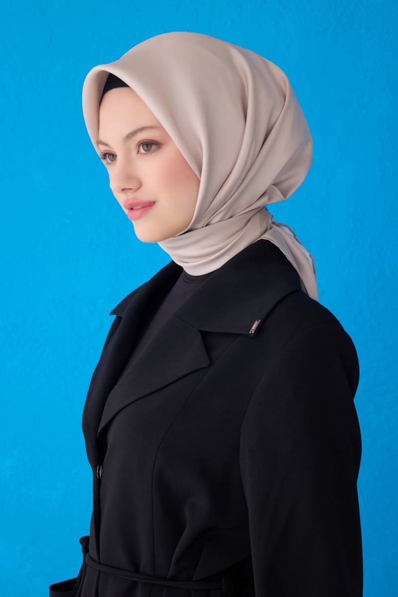 {URUNSEO_TITLE} | BELLI | BELLİ İPEK EŞARP | BELLİ KLASIK DESEN İPEK EŞARP 4129D TWILL - 89