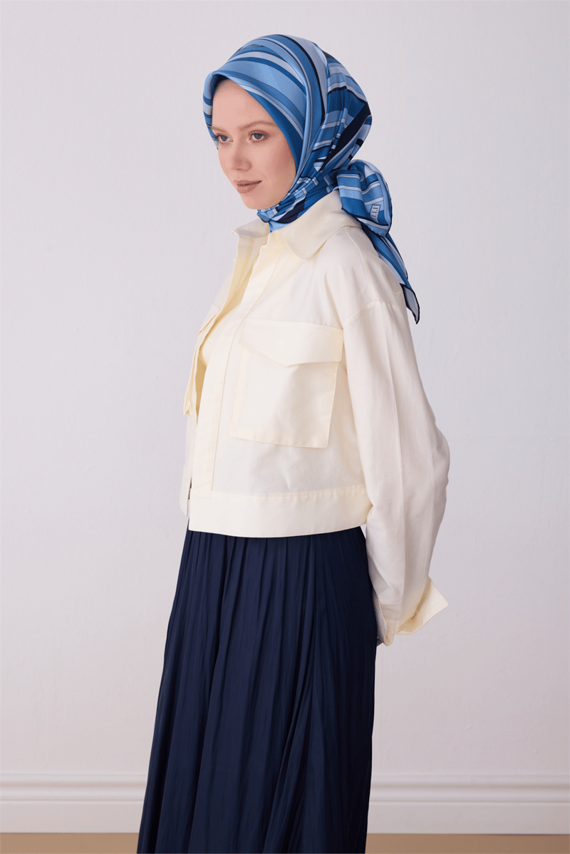Belli Lacivert Geometrik Desen %100 Twill İpek Eşarp 4311-05