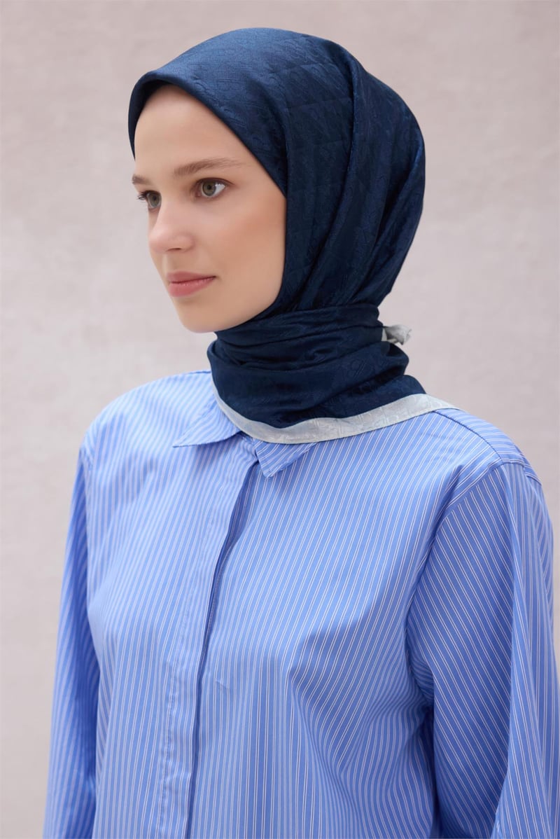 {URUNSEO_TITLE} | BELLI | POLYESTER EŞARP | BELLİ LOGO DESEN J.MONOGRAM LACİVERT EŞARP