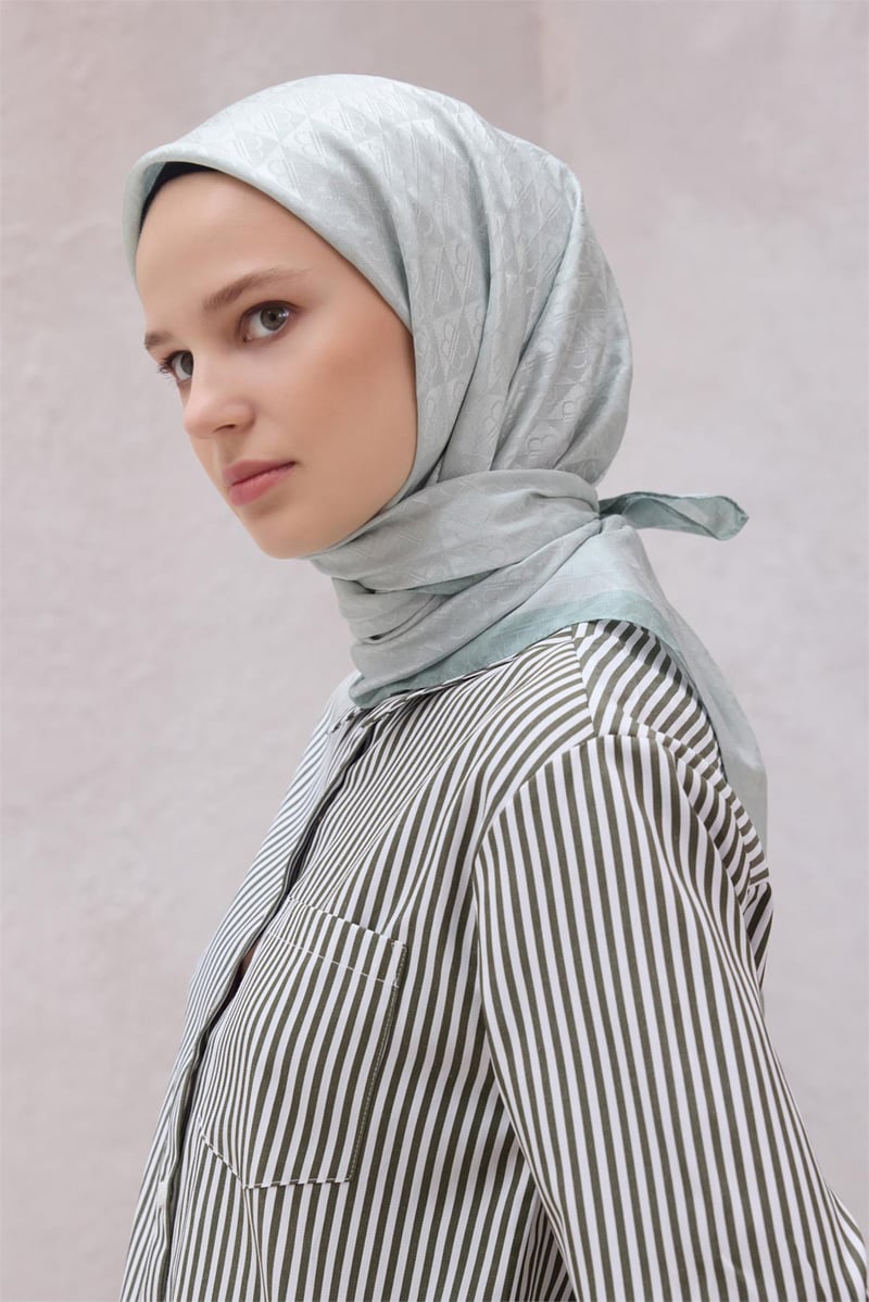 {URUNSEO_TITLE} | BELLI | POLYESTER EŞARP | BELLİ LOGO DESEN J.MONOGRAM SU YEŞİLİ EŞARP