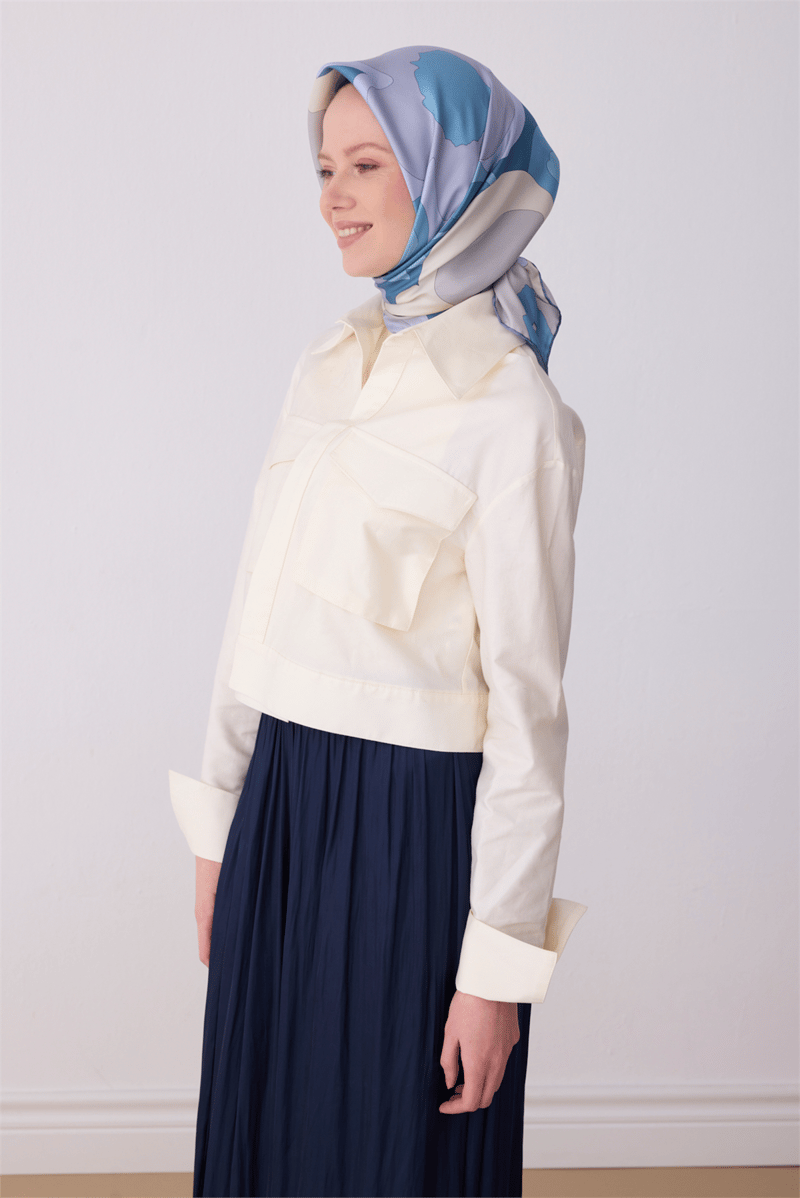 Belli Mavi Çiçek Desen %100 Twill İpek Eşarp 4306-37
