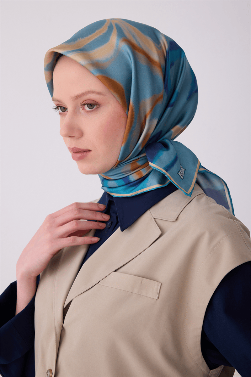 Belli Mavi Soyut Desen %100 Twill İpek Eşarp 4301-81