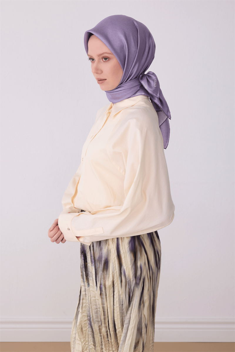 Belli Mor Klasik Desen %100 Twill İpek Eşarp 4305-05