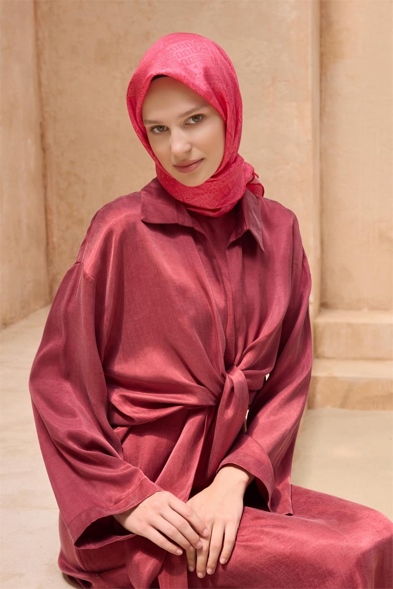 {URUNSEO_TITLE} | BELLI | BELLİ İPEK EŞARP | BELLİ SAF İPEK EŞARP 4110D (T) - 61