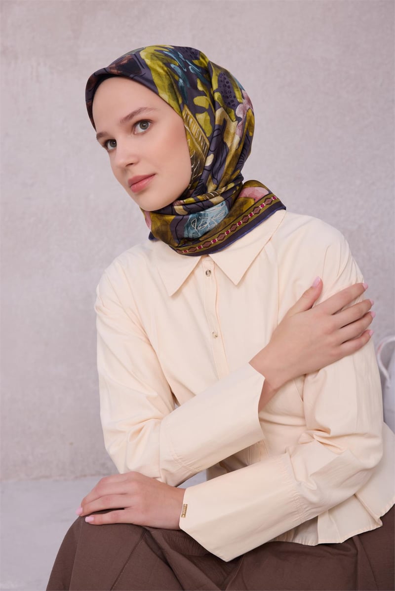 {URUNSEO_TITLE} | BELLI | BELLİ İPEK EŞARP | BELLİ OBJE DESEN İPEK EŞARP 4216D (TWILL) FÜME - 53