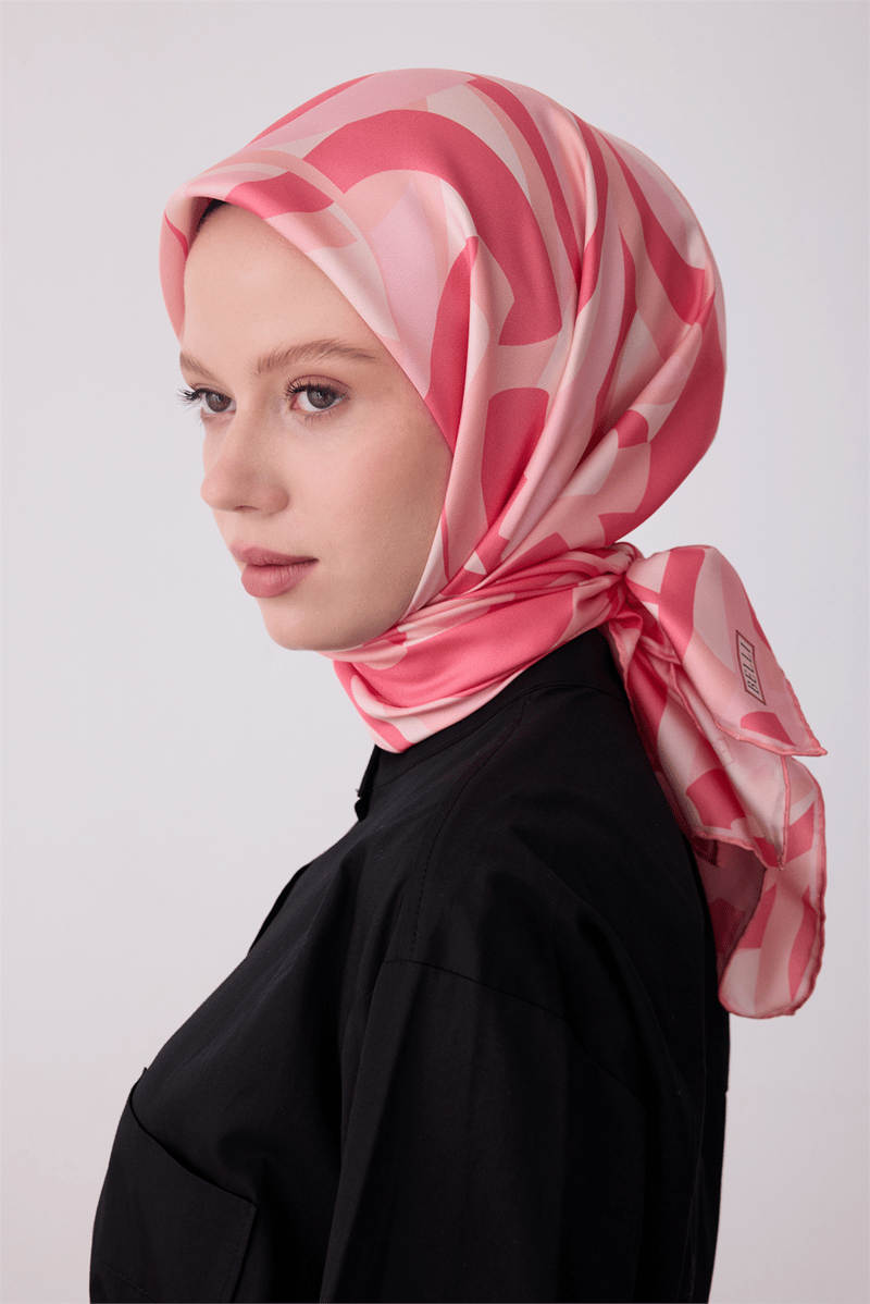 Belli Pembe Geometrik Desen %100 Twill İpek Eşarp 4327-56
