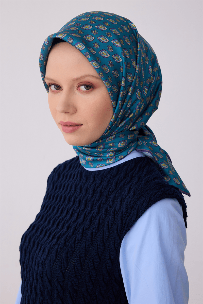Belli Petrol Etnik Desen %100 Twill İpek Eşarp 4308-80