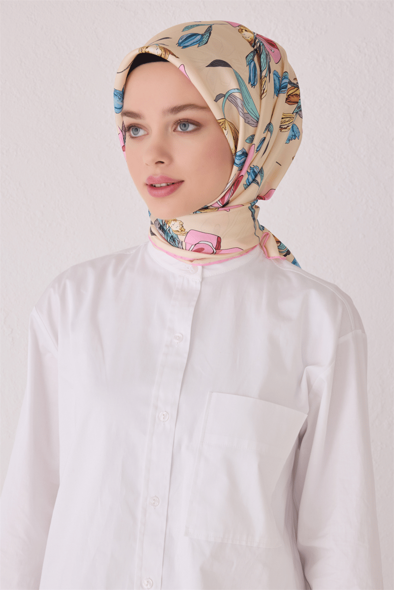 BELLİ SAF İPEK EŞARP 4037D (T) - 82