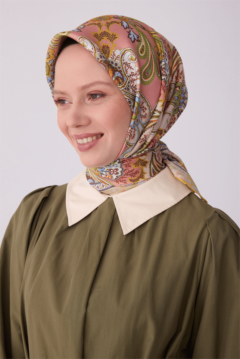 Belli Sarı Etnik Desen %100 Twill İpek Eşarp 4304-32