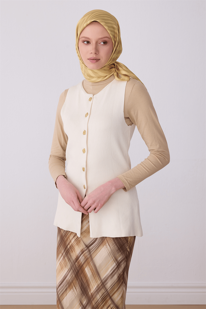 Belli Sarı Geometrik Desen %100 Twill İpek Eşarp 4325-06