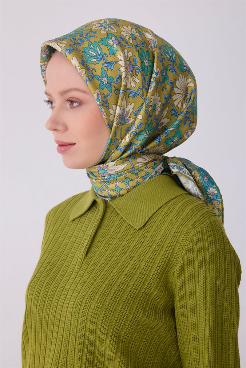 Belli Yeşil Etnik Desen %100 Twill İpek Eşarp 4314-83