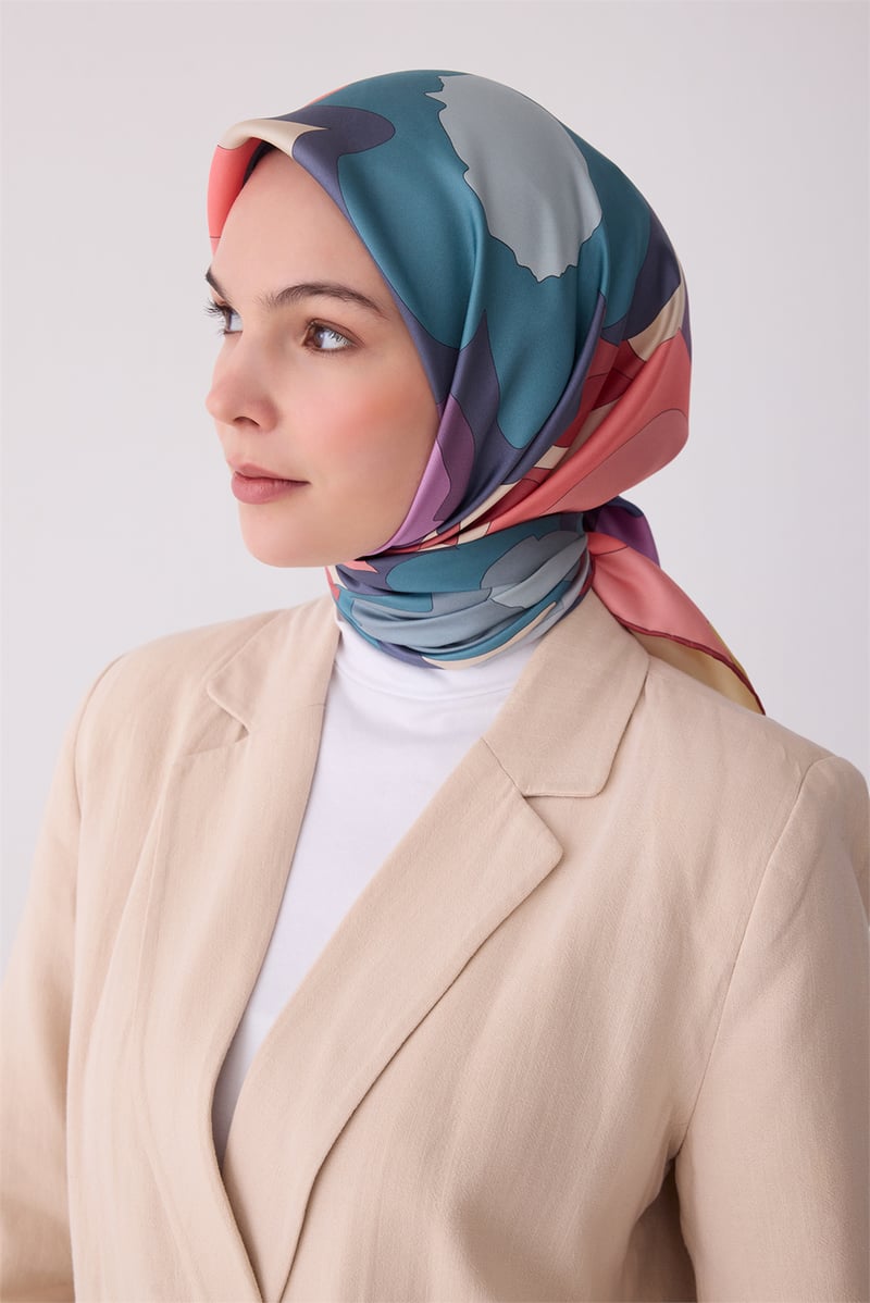 Çok Renkli Çiçek Desen %100 Twill İpek Eşarp 4306-84