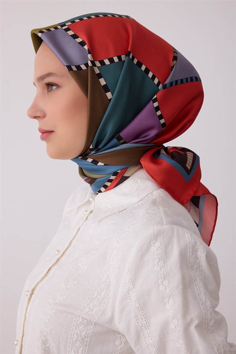 Çok Renkli Geometrik Desen %100 Twill İpek Eşarp 4419-84