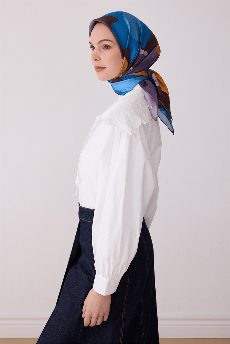Kahverengi Çiçek Desen %100 Twill İpek Eşarp 4306-33
