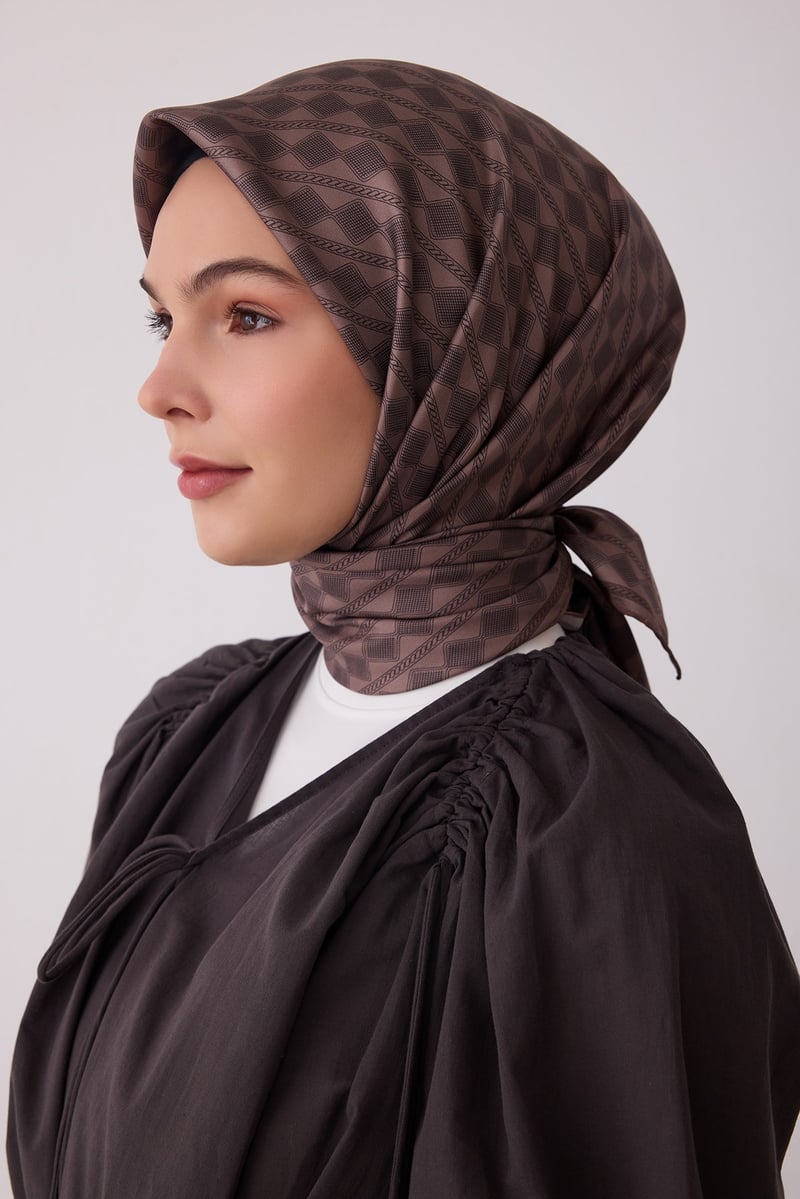 Vizon Geometrik Desen %100 Twill İpek Eşarp 4425-85