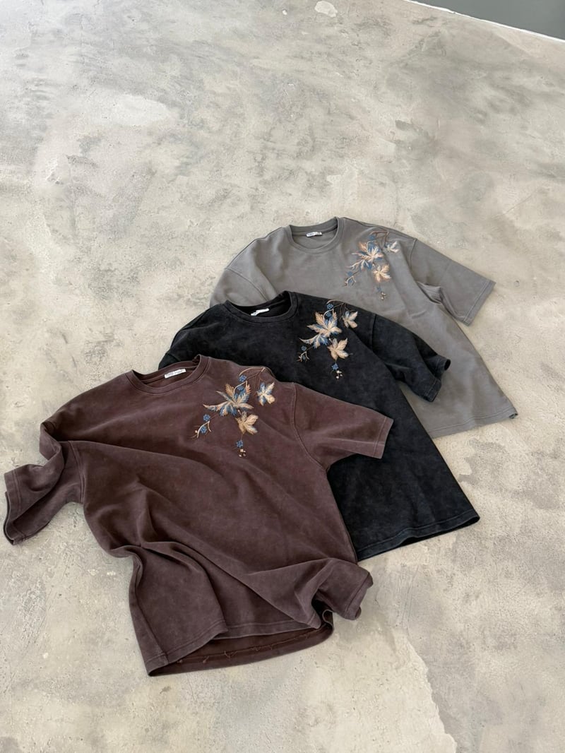 Nakış Detay Yıkamalı Tshirt Gri