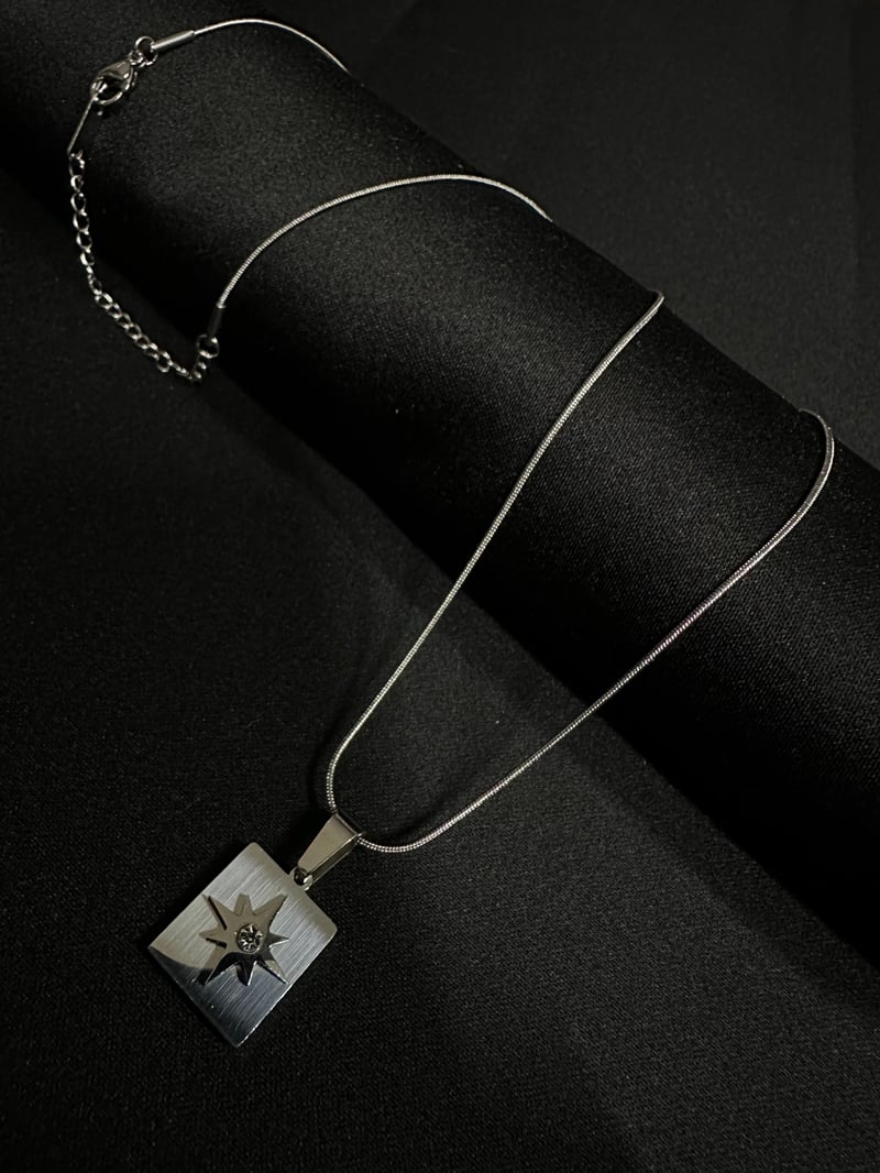 Paslanmaz Çelik Kolye