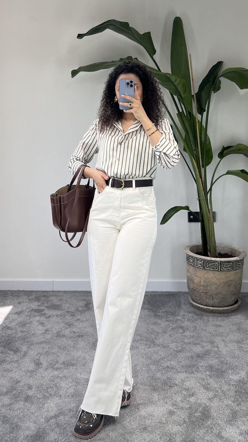 Ekru Wide Leg Jean
