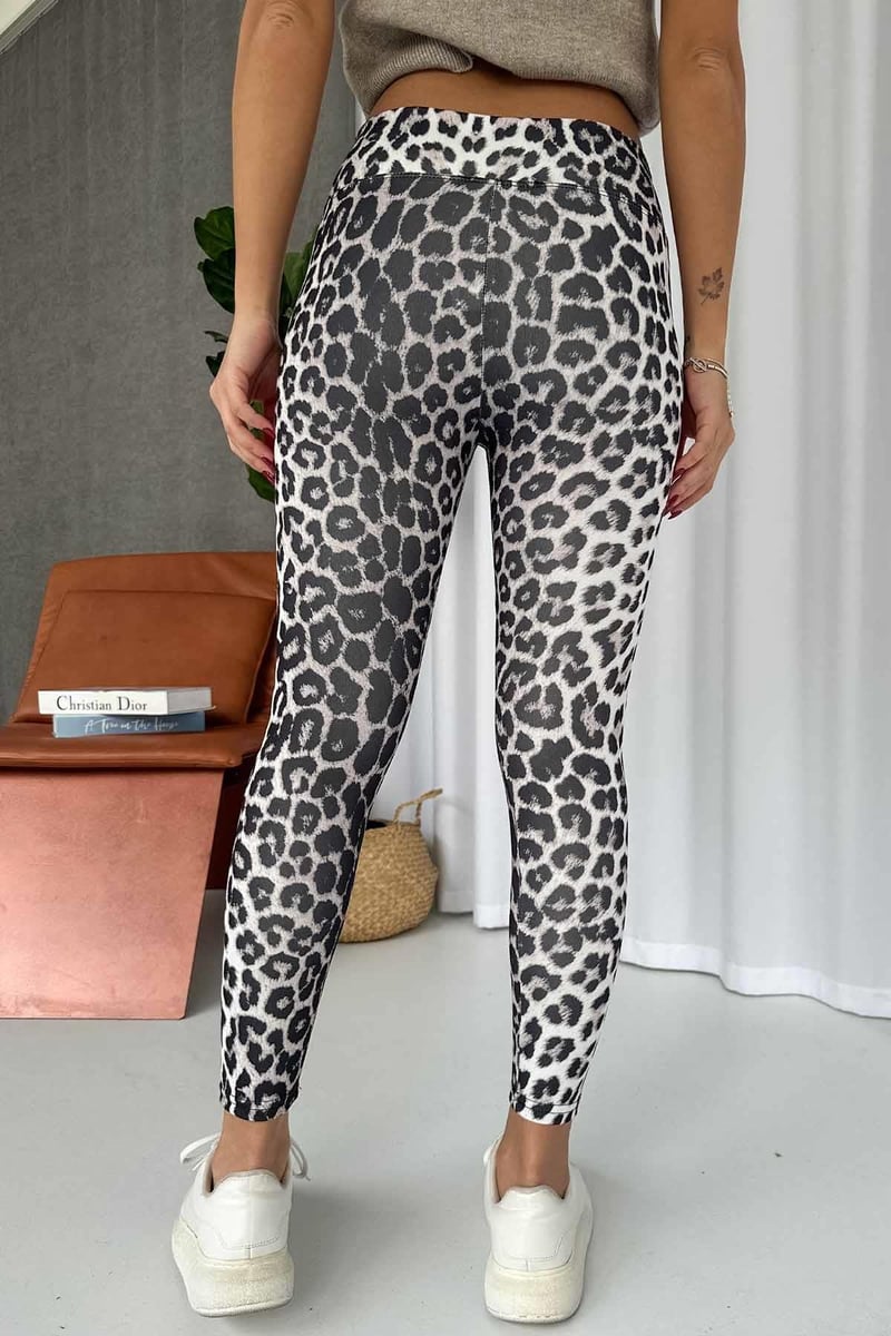 Leopar Desen İçi Şardonlu Kadın Toparlayıcı Tayt - Beyaz