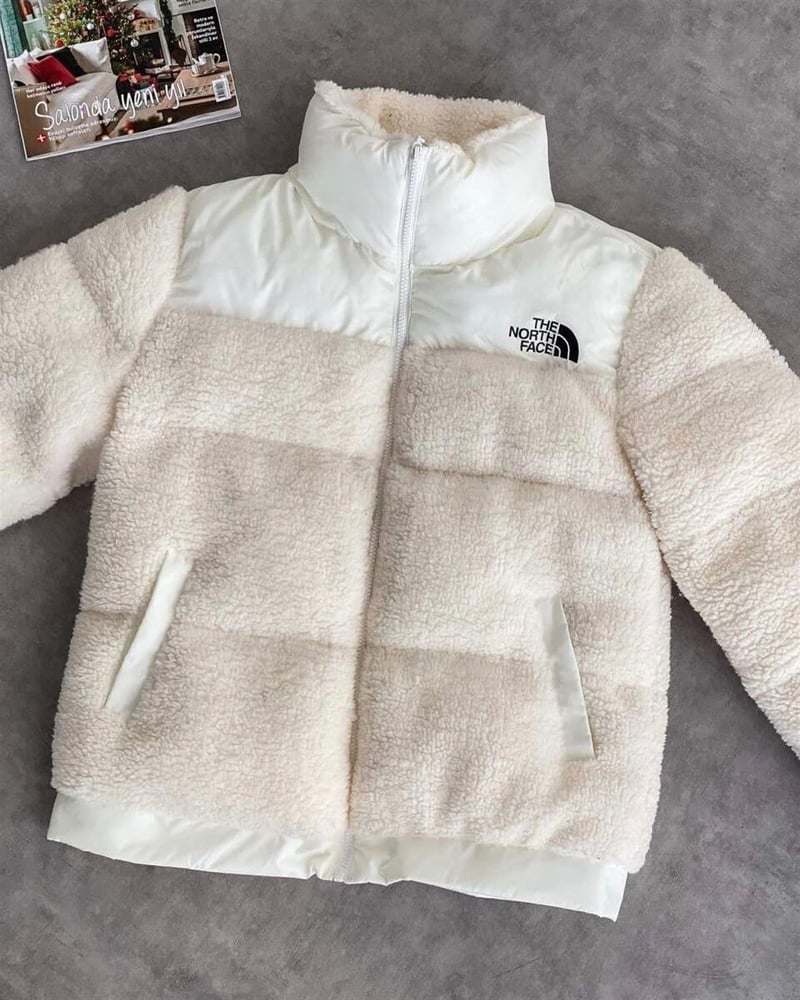 TNF Peluş Detay Şişme Mont