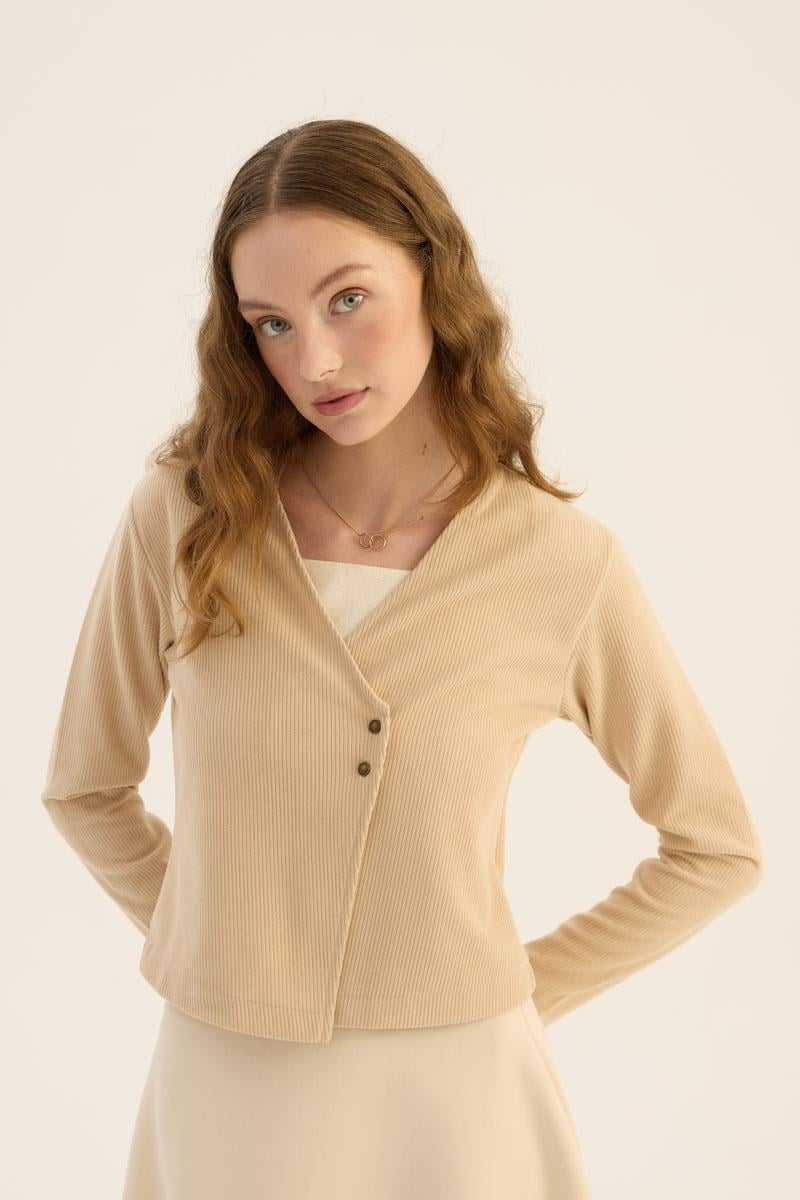 Çapraz Düğmeli Kısa Hırka