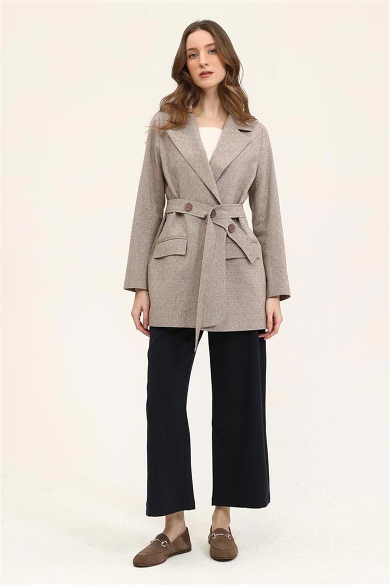 Kemeri Düğmeli Blazer