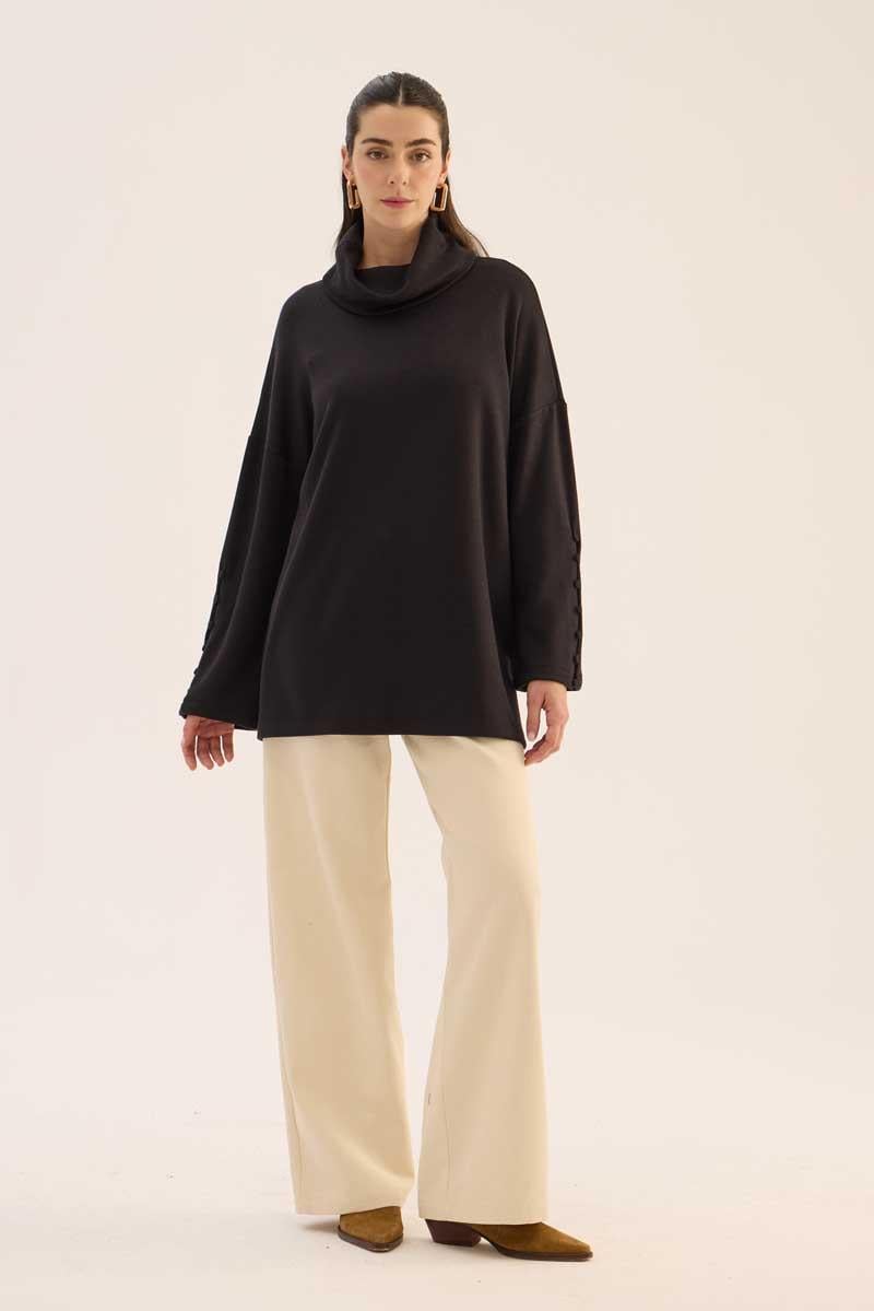 Kolları Düğmeli Kazak