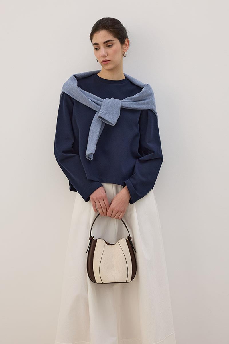 Tok Duruşlu Basic Sweatshirt Lacivert