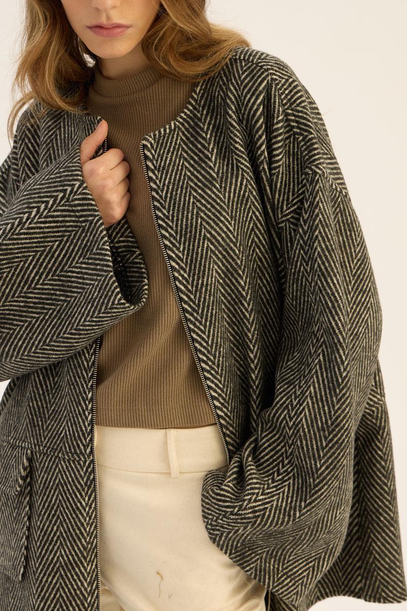 Tüylü Balıksırtı Desen Ceket