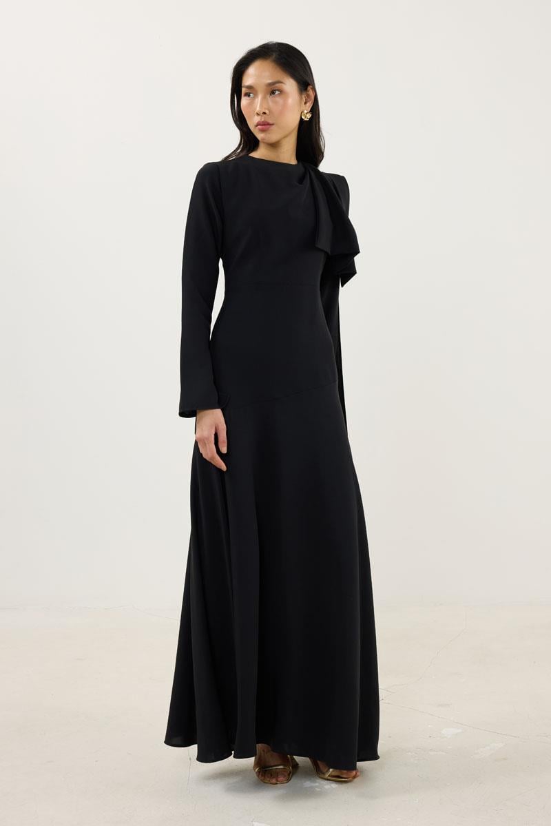 Verev Kesimli Abiye Elbise Siyah