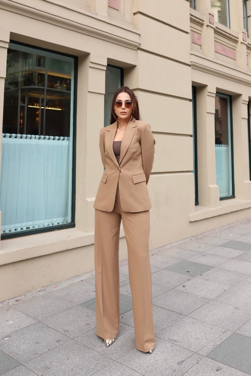 Amelia Takım - Latte 