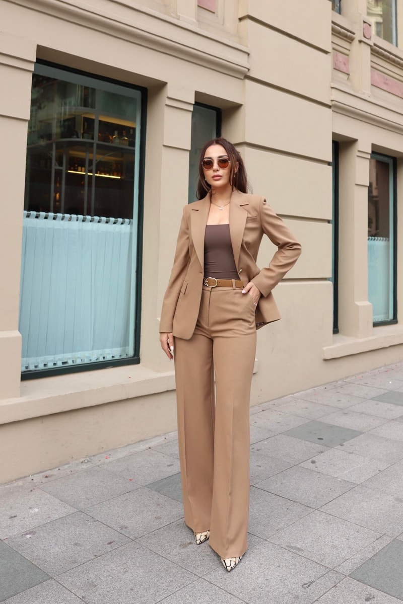 Amelia Takım - Latte 