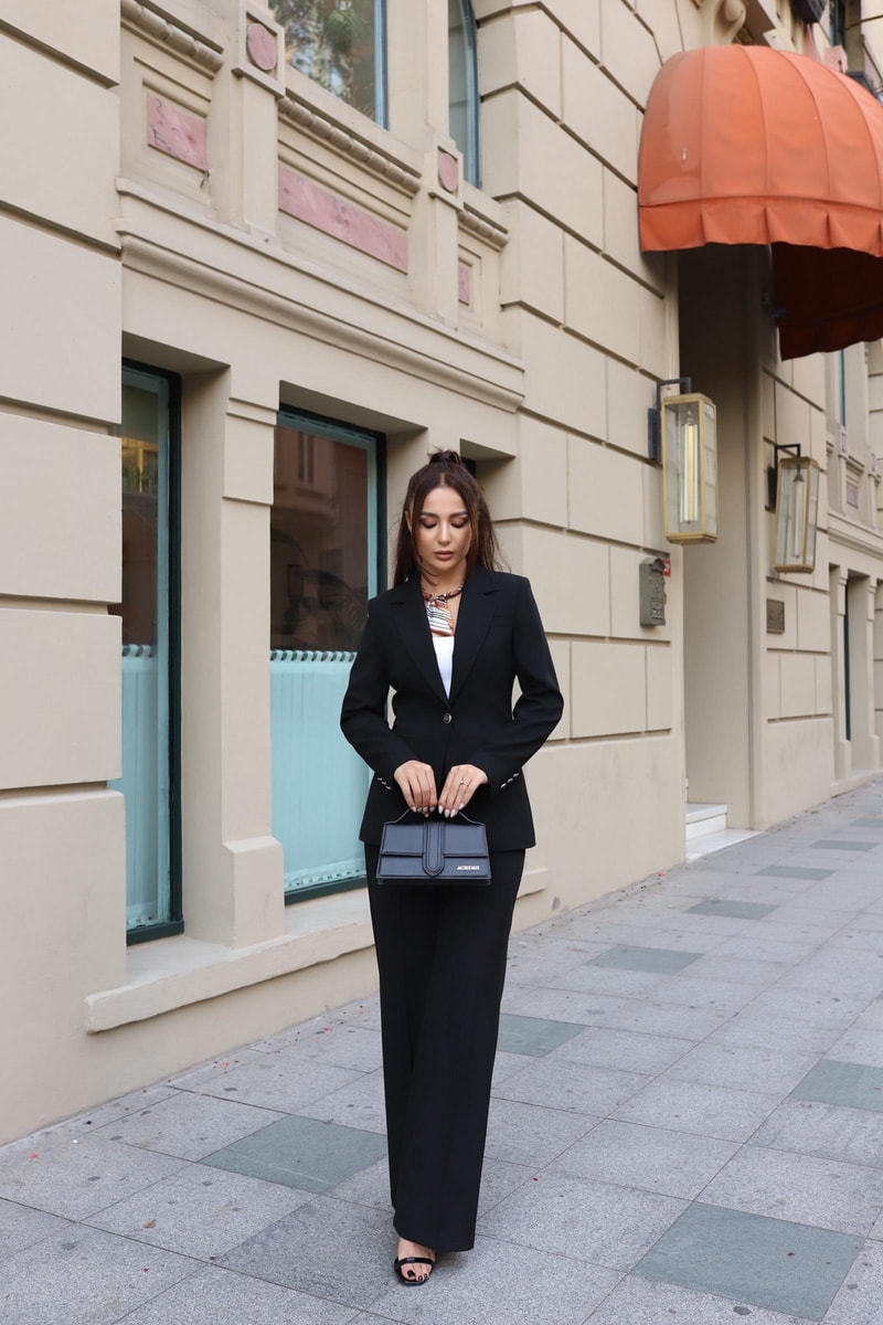 Amelia Takım - Siyah 