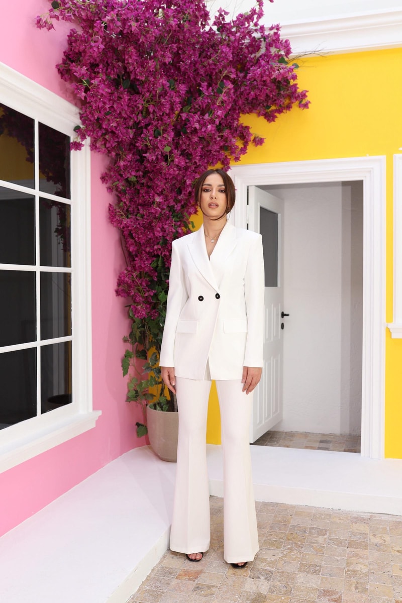 Anastasia Takım  - Beyaz