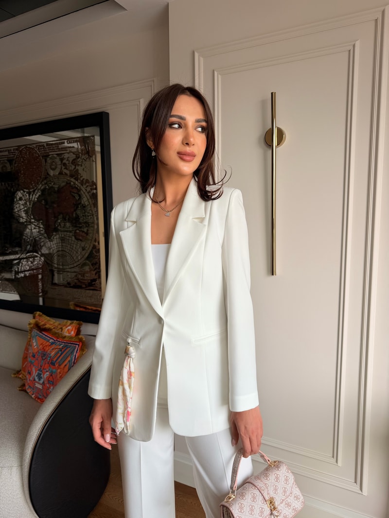 Elara Takım- Ekru