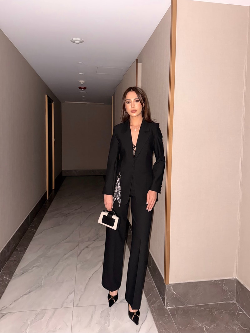 Elara Takım- Siyah