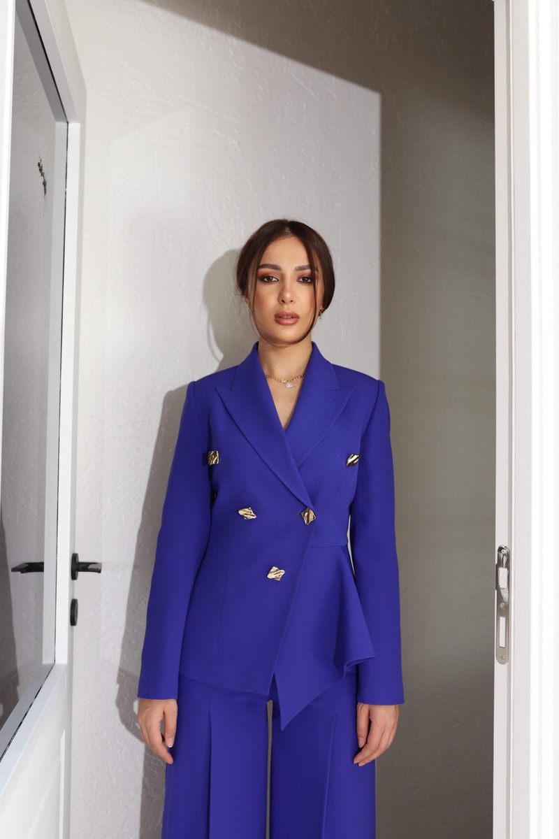 Emilia Takım- Saka