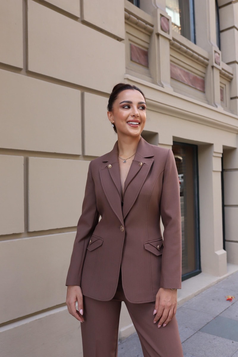 Regina takım- Mocha