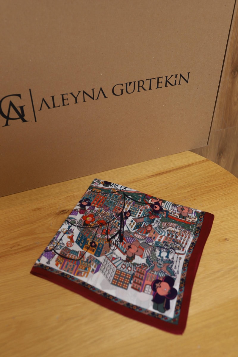 Signature Desen %100 İpek Fular